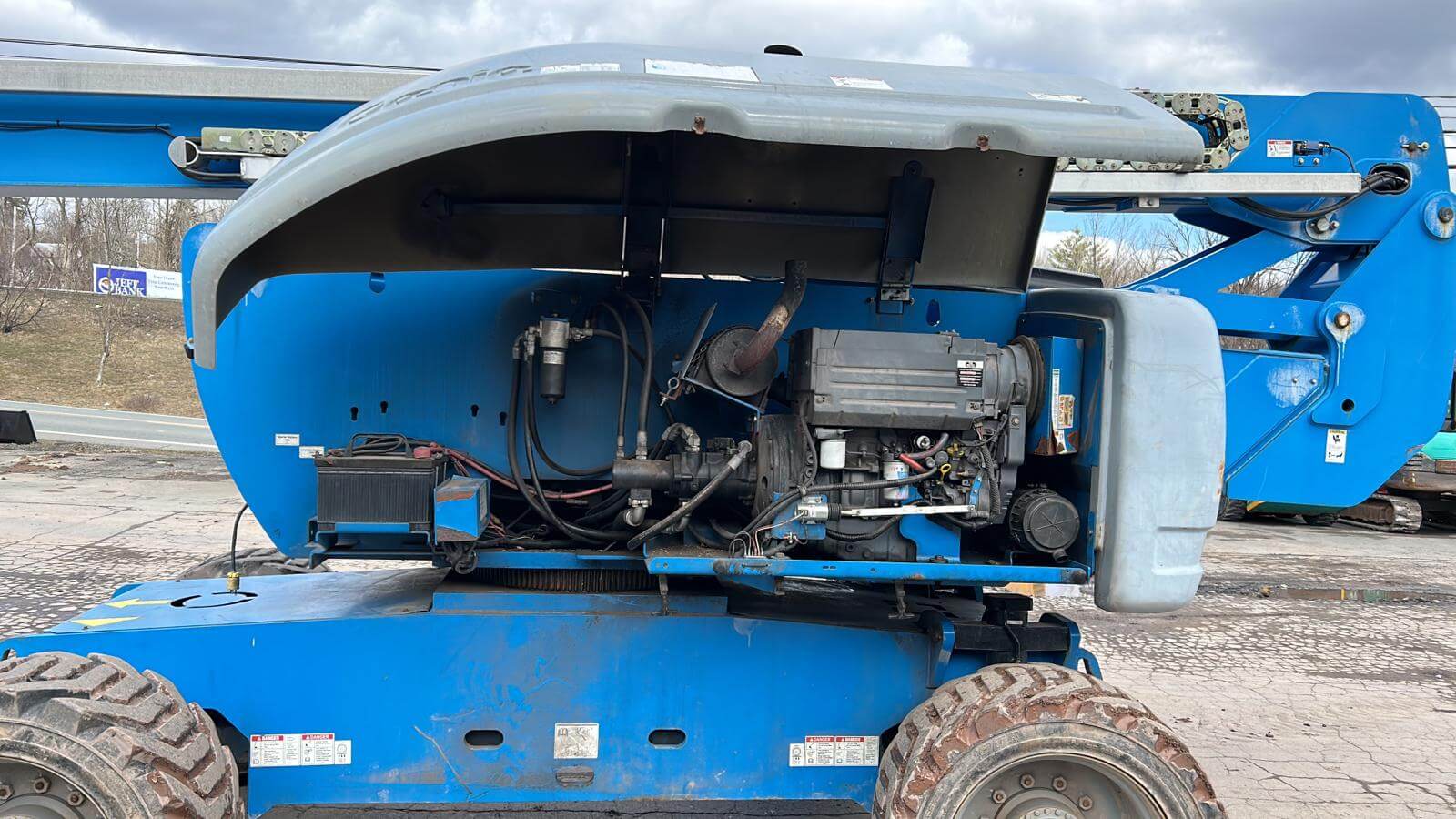 2013 Genie X80/60 Articulating Boom Lift