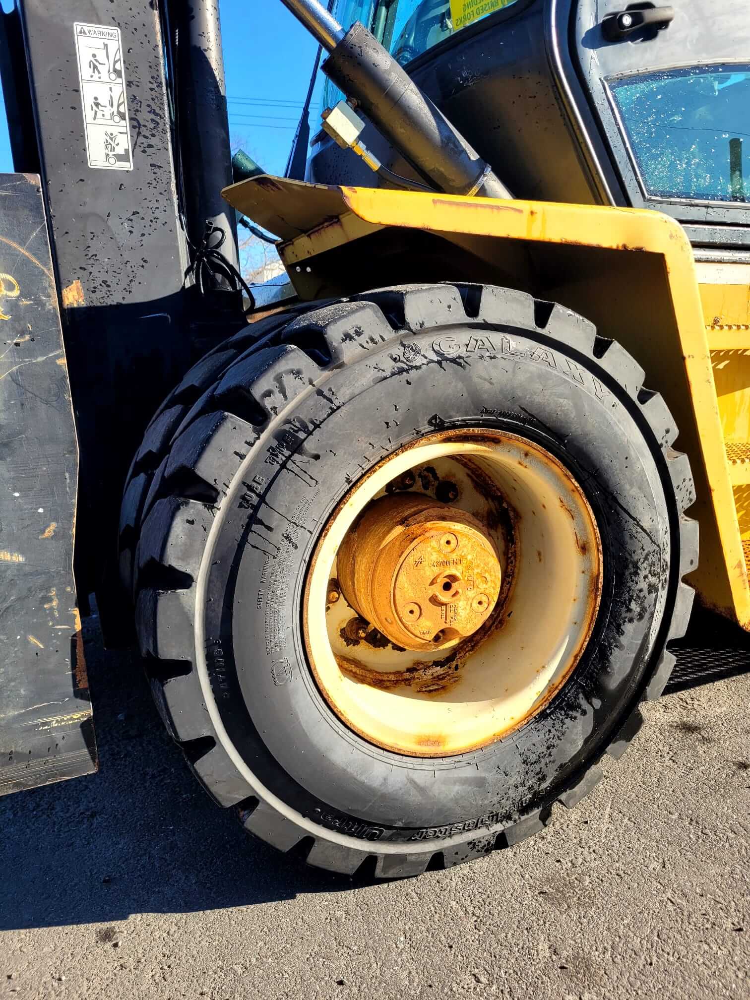 2010 Yale GDP250DB Forklift