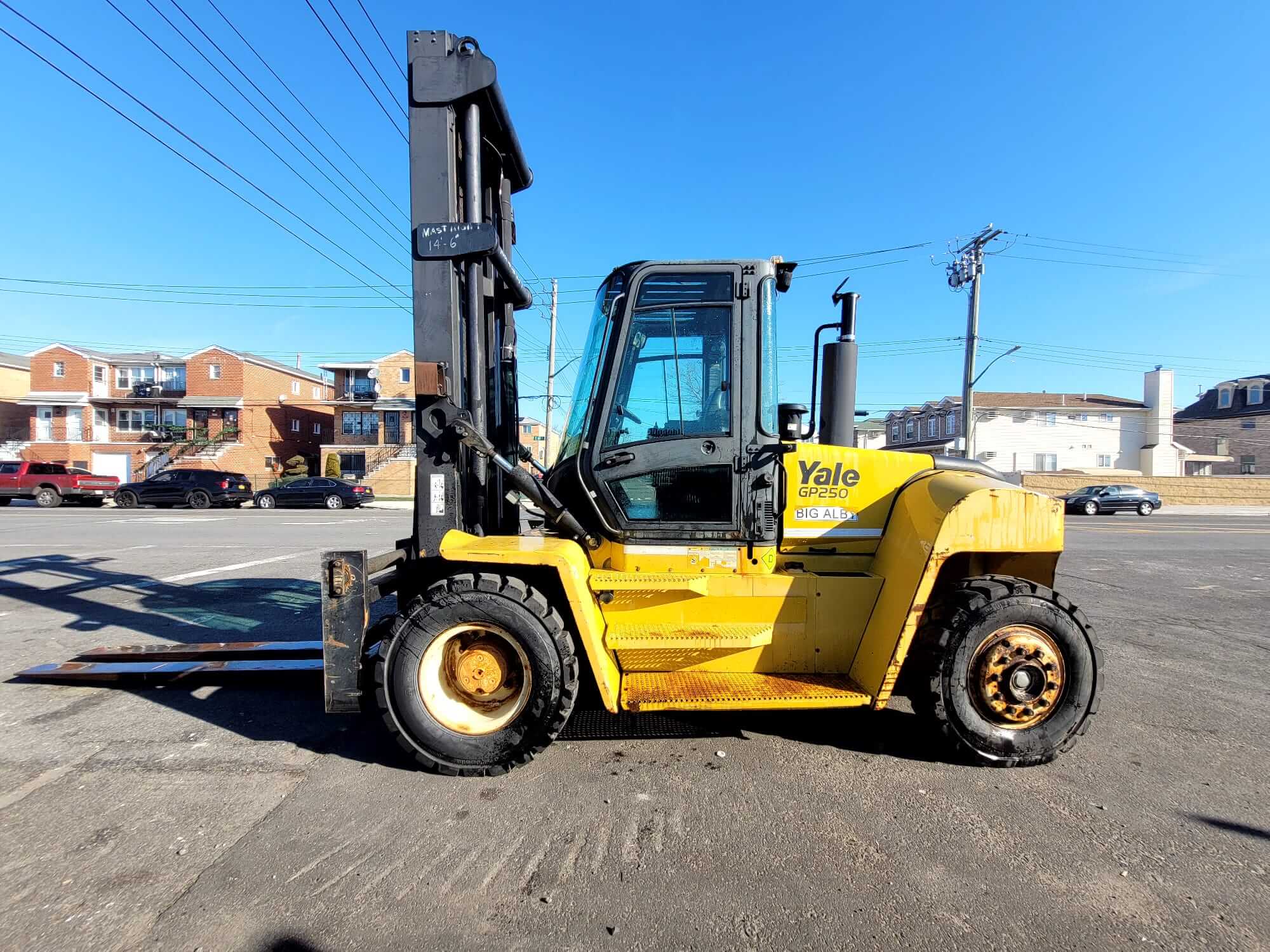 2010 Yale GDP250DB Forklift