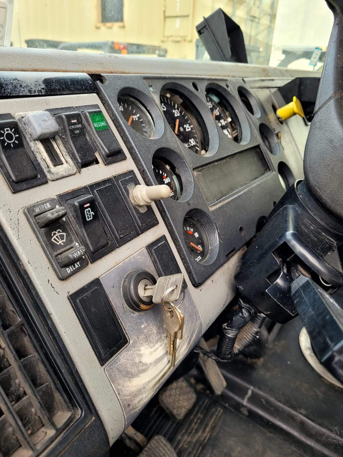 1999 Freightliner FL80 2,800 Gal. Fuel/Oil Delivery Truck