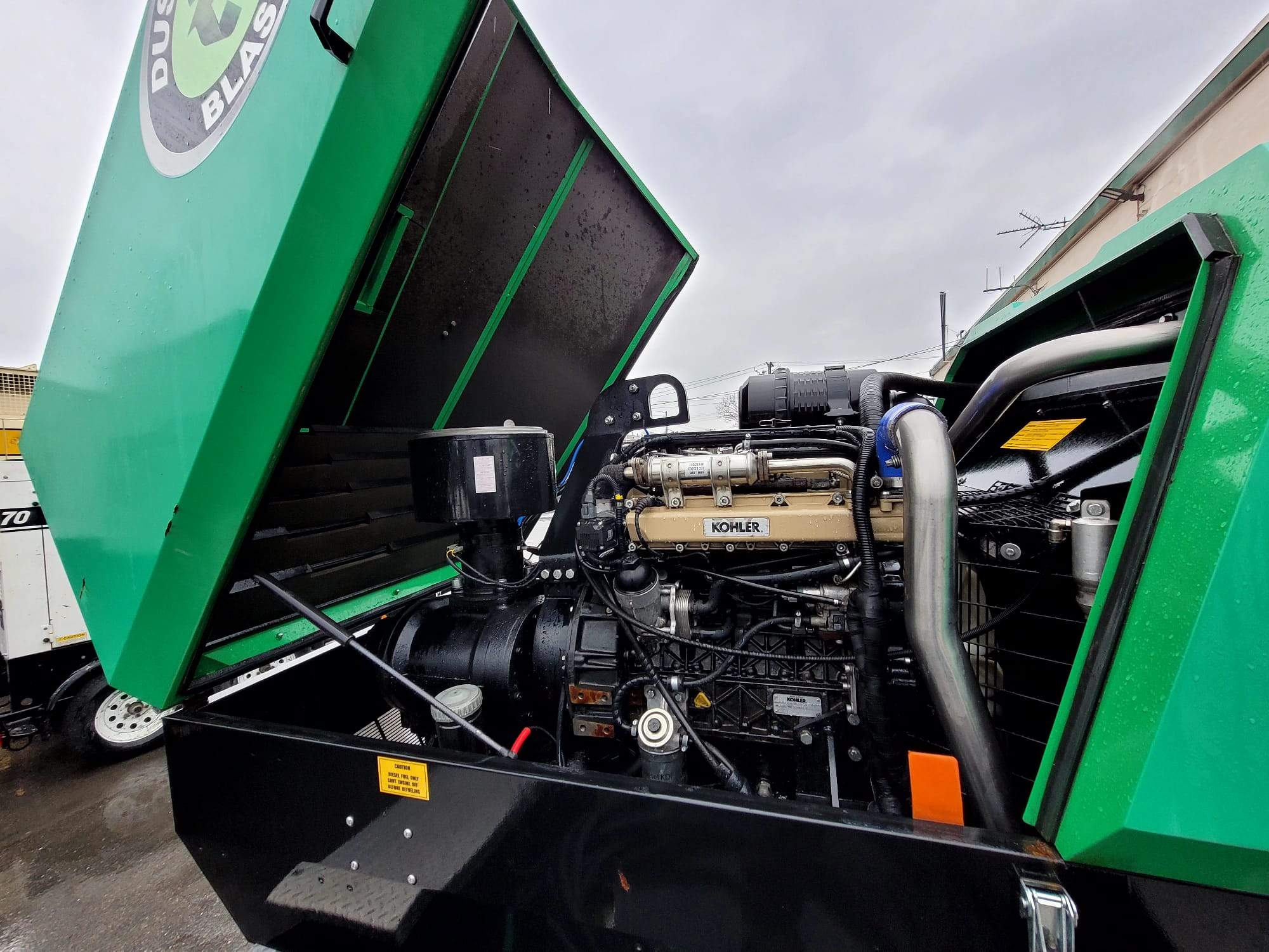 2018 Dustless Blasting DB800M Unit with Air Compressor and Trailer