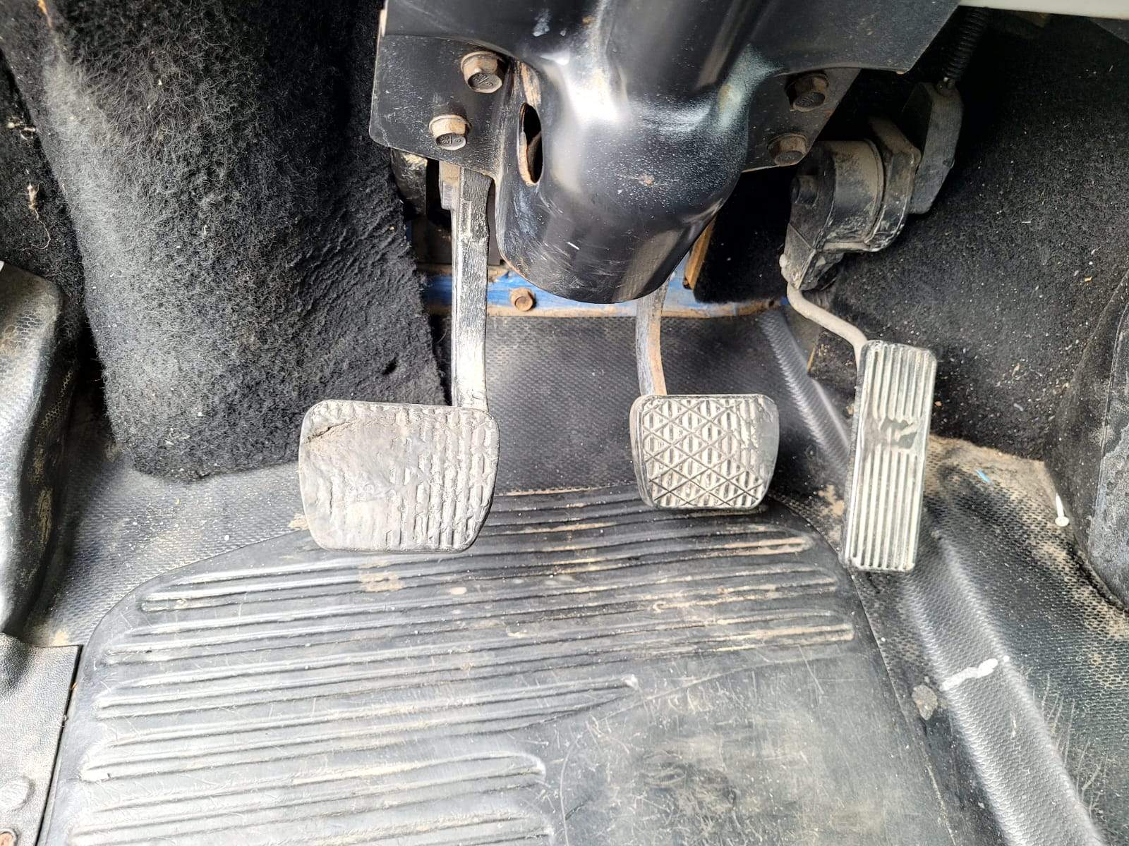 1999 Freightliner FL80 2,800 Gal. Fuel/Oil Delivery Truck