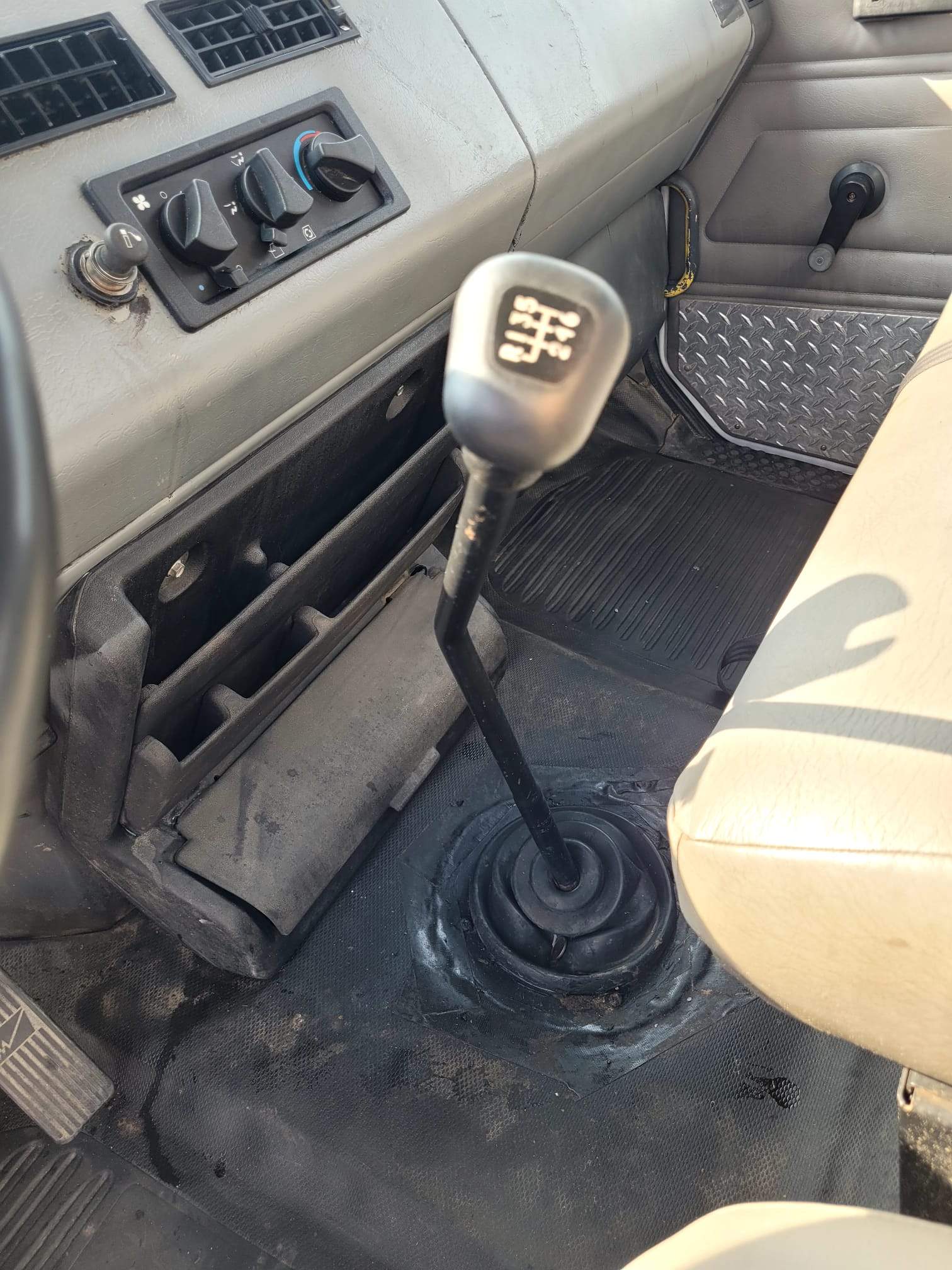 2002 Freightliner FL70 2,800 Gal Fuel/Oil Delivery Truck