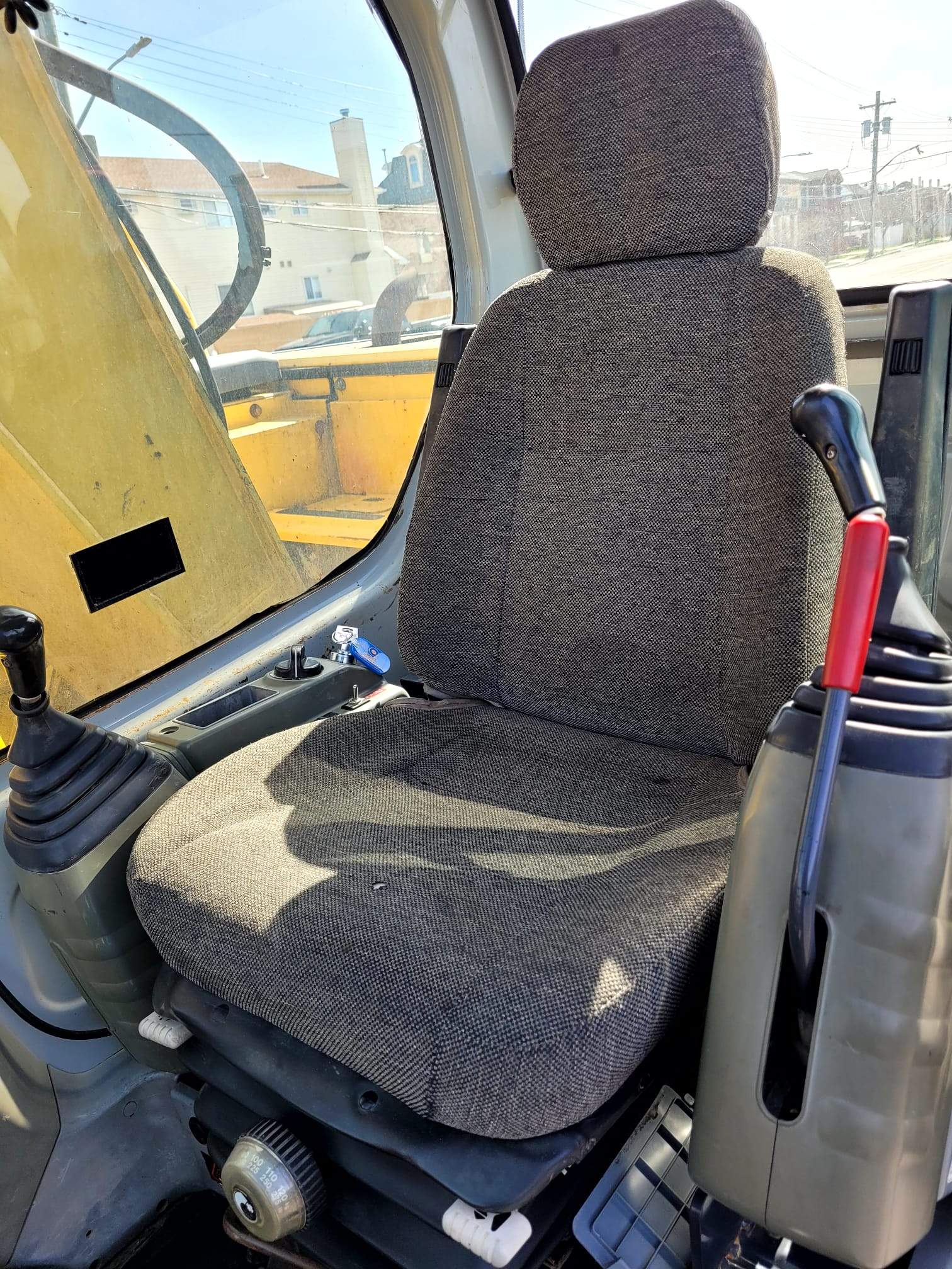 2004 Kobelco SK135SRLC-1E Excavator