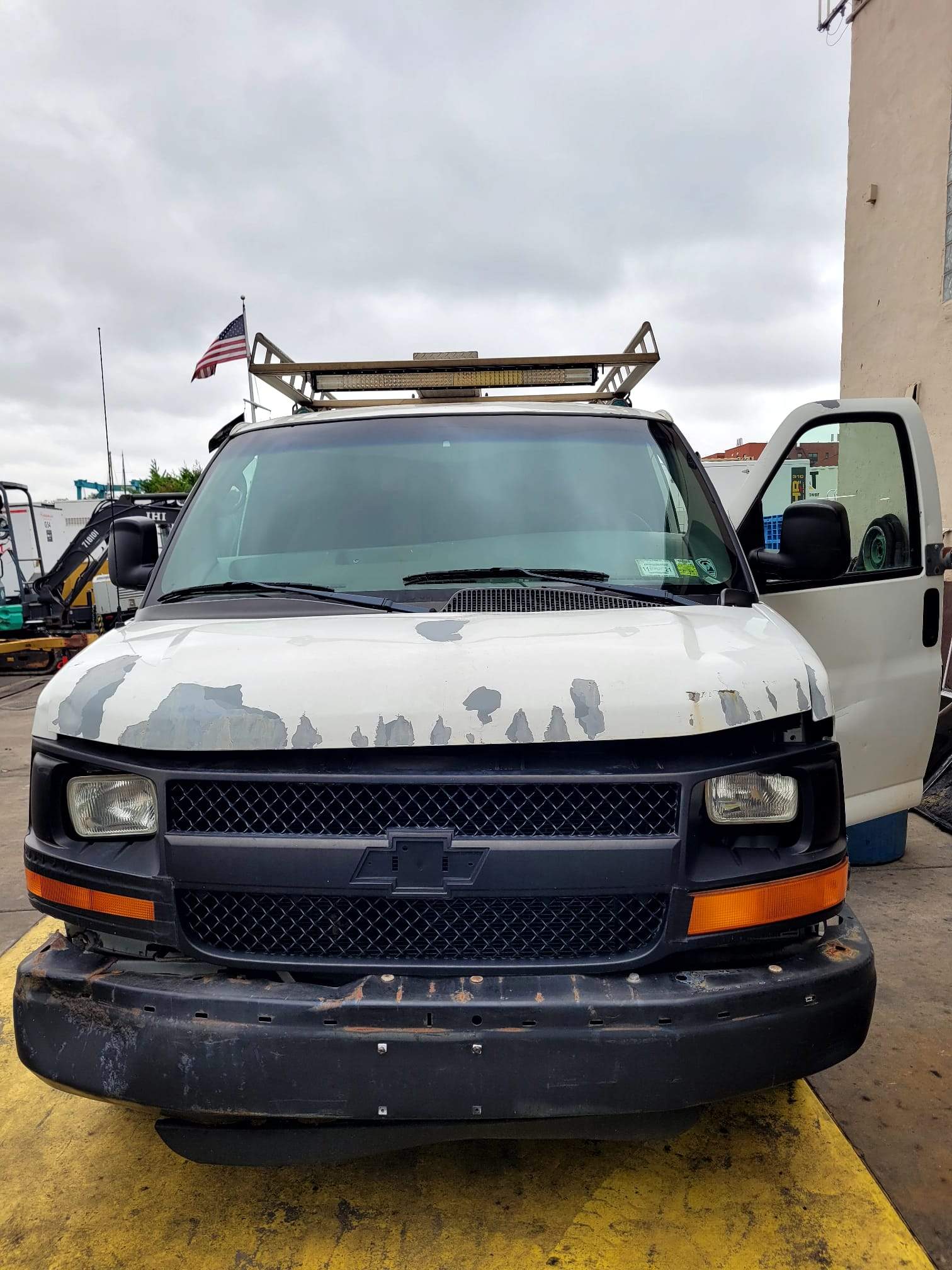 2004 Chevrolet Express 3600 Cargo Van /Mobile Wash