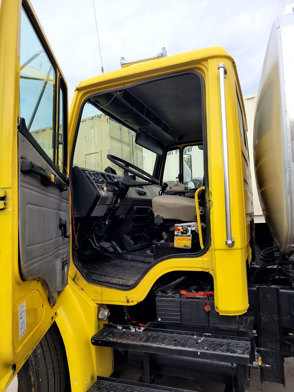 1999 Freightliner FL80 2,800 Gal. Fuel/Oil Delivery Truck