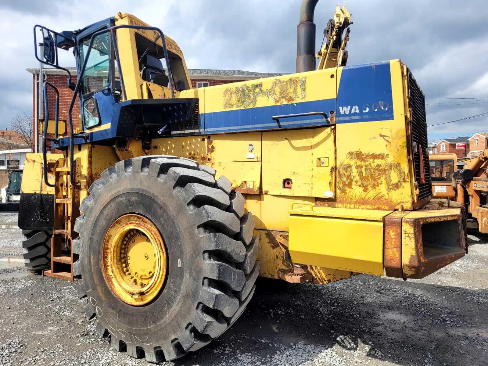 1995 Komatsu WA500-3L Wheel Loader