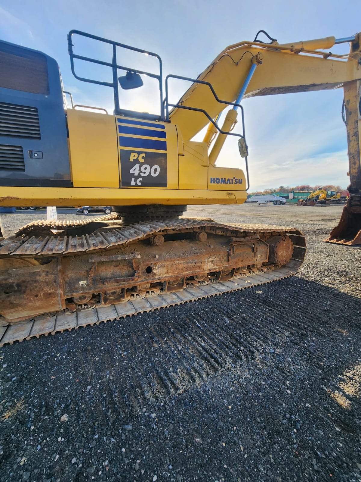 2016 Komatsu PC490LC-11 Excavator