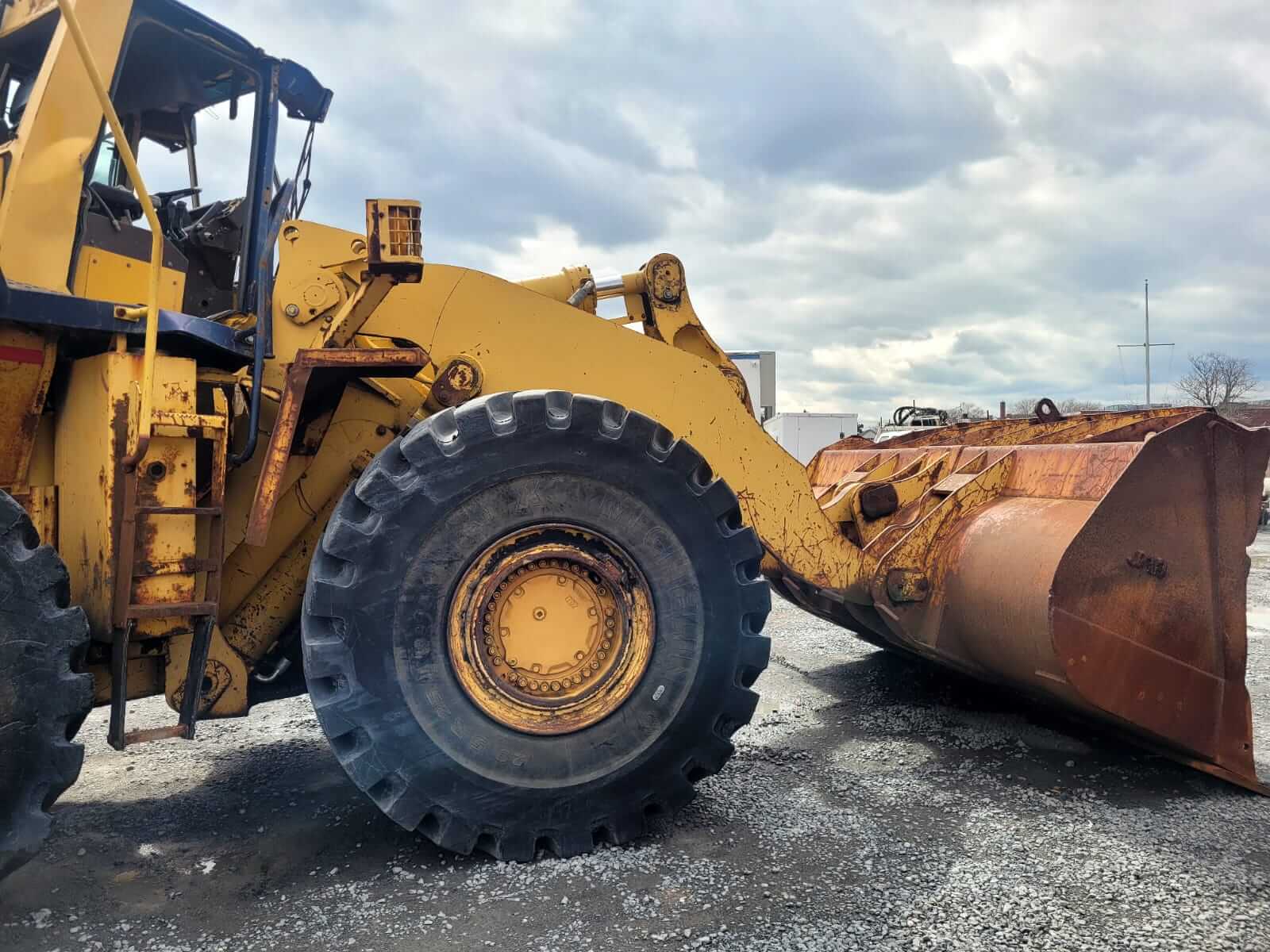 1995 Komatsu WA500-3L Wheel Loader