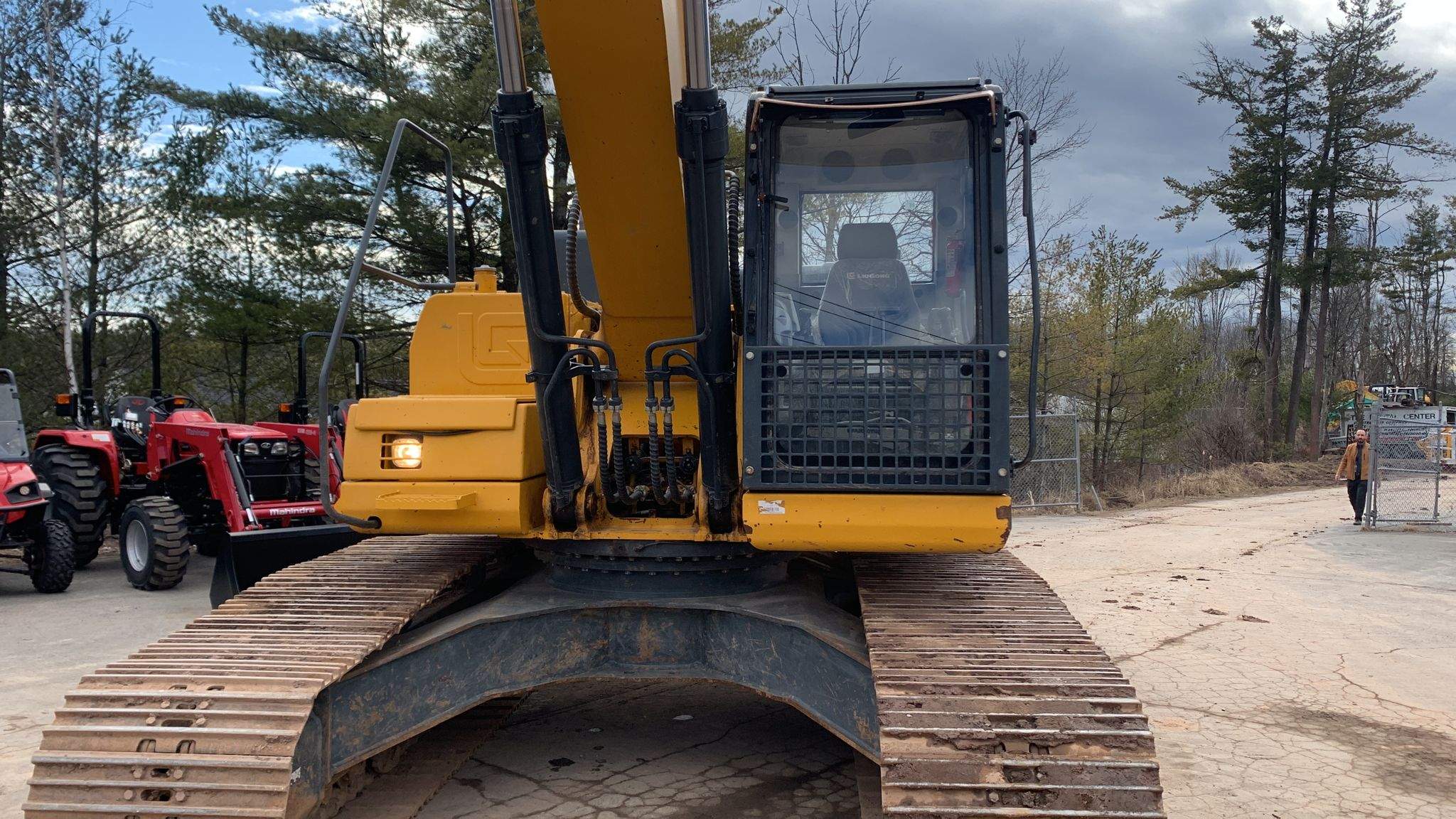 2018 LiuGong 925E Excavator