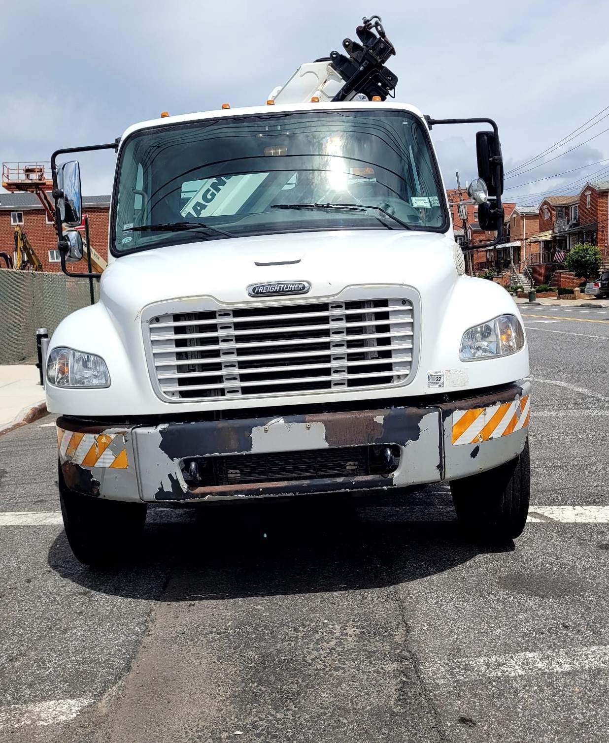 2005 Freightliner M2-106 Flatbed Knuckle Boom Truck With Lift Gate