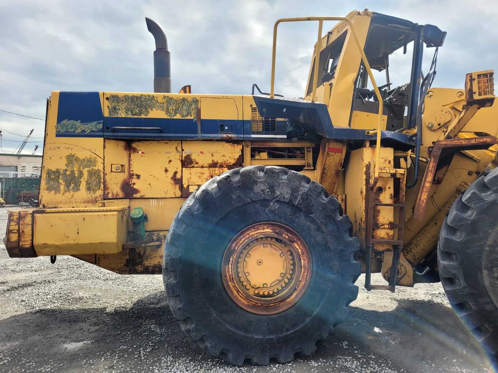 1995 Komatsu WA500-3L Wheel Loader