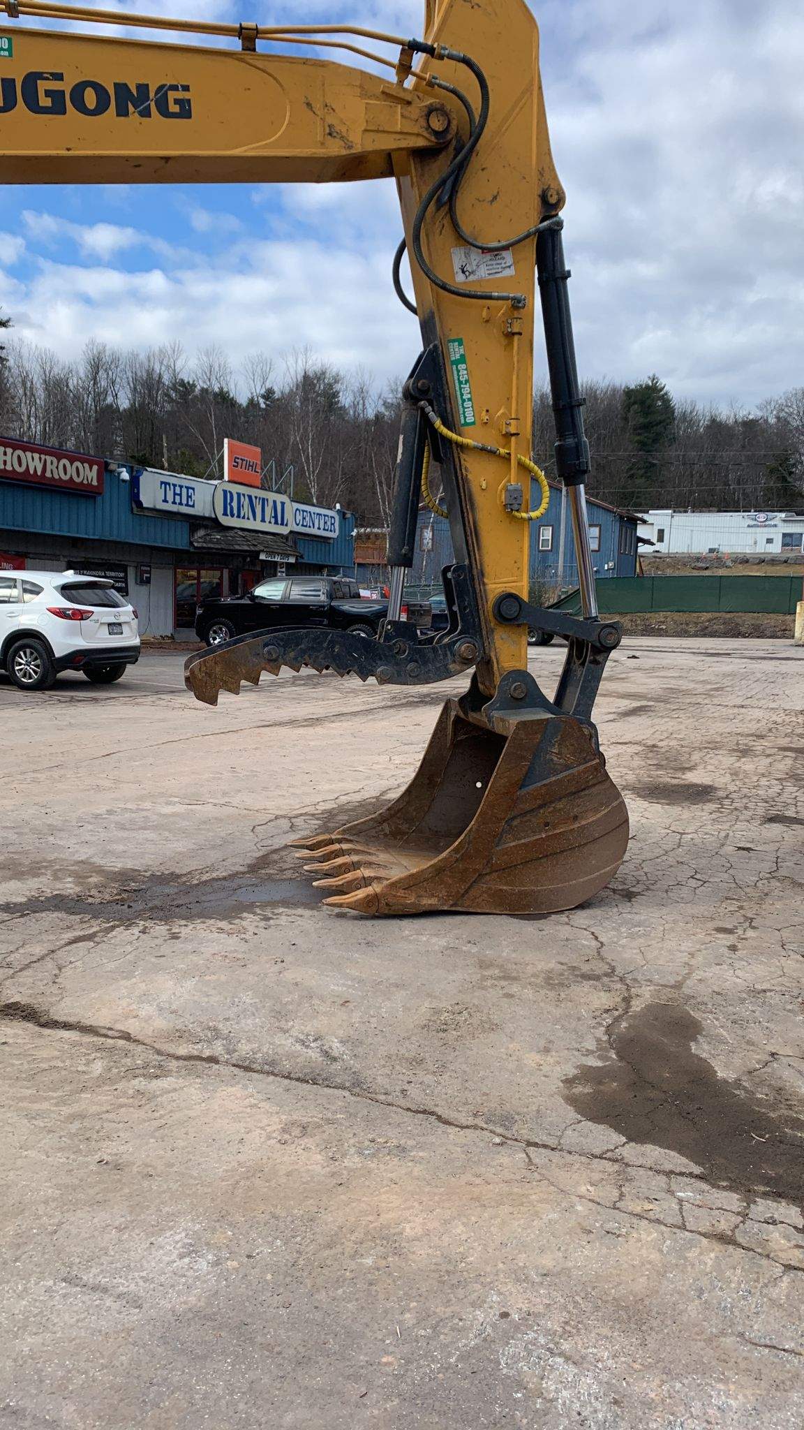 2018 LiuGong 925E Excavator