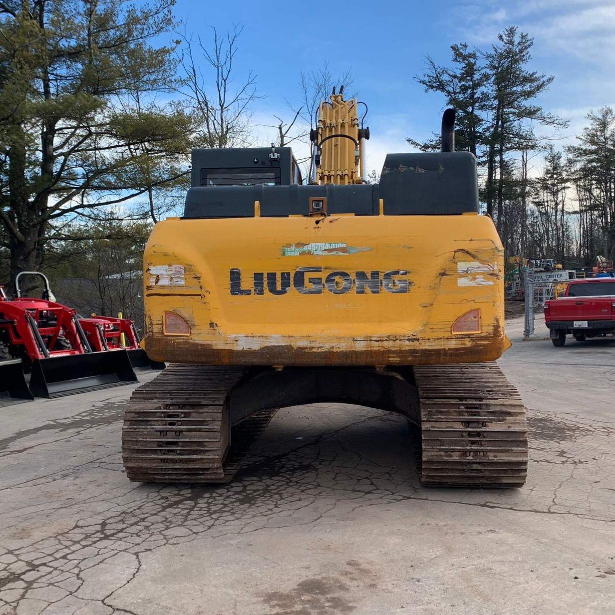 2017 LiuGong 922E Excavator