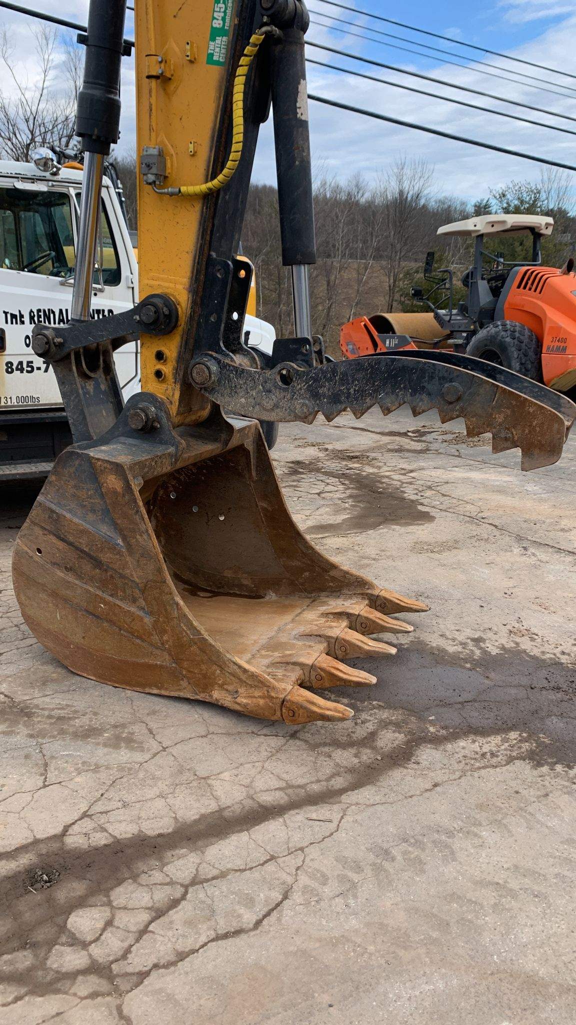 2018 LiuGong 925E Excavator
