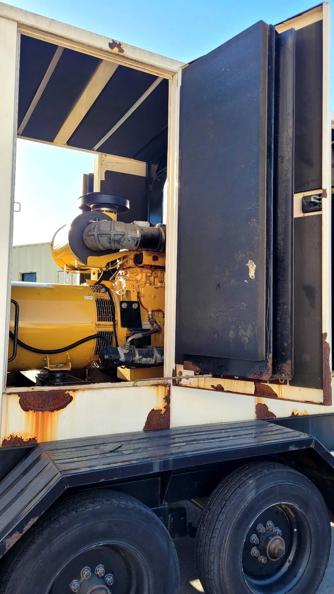 2008 Caterpillar XQ400 Towable Generator