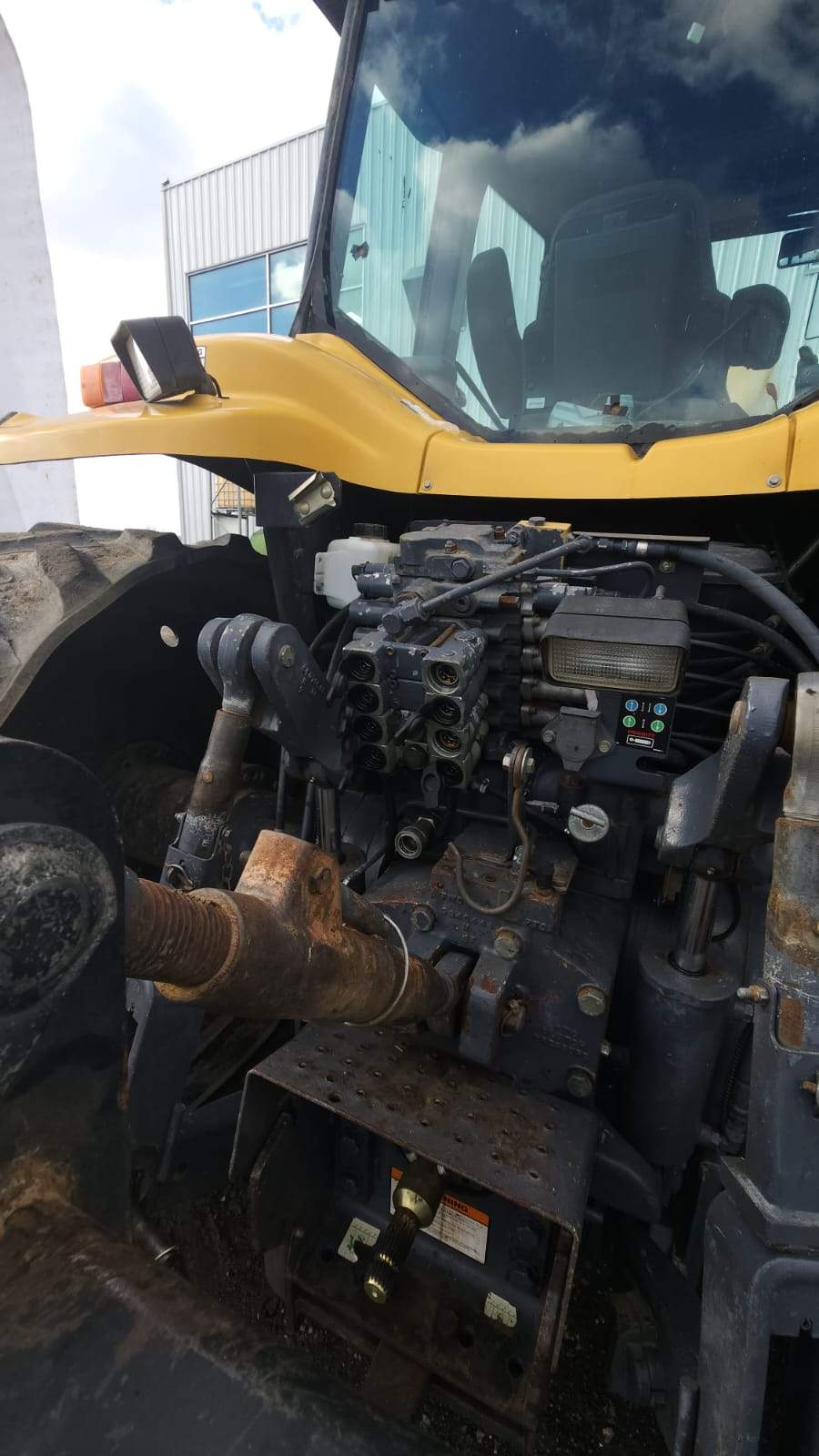 1996 Caterpillar CH45 Tractor