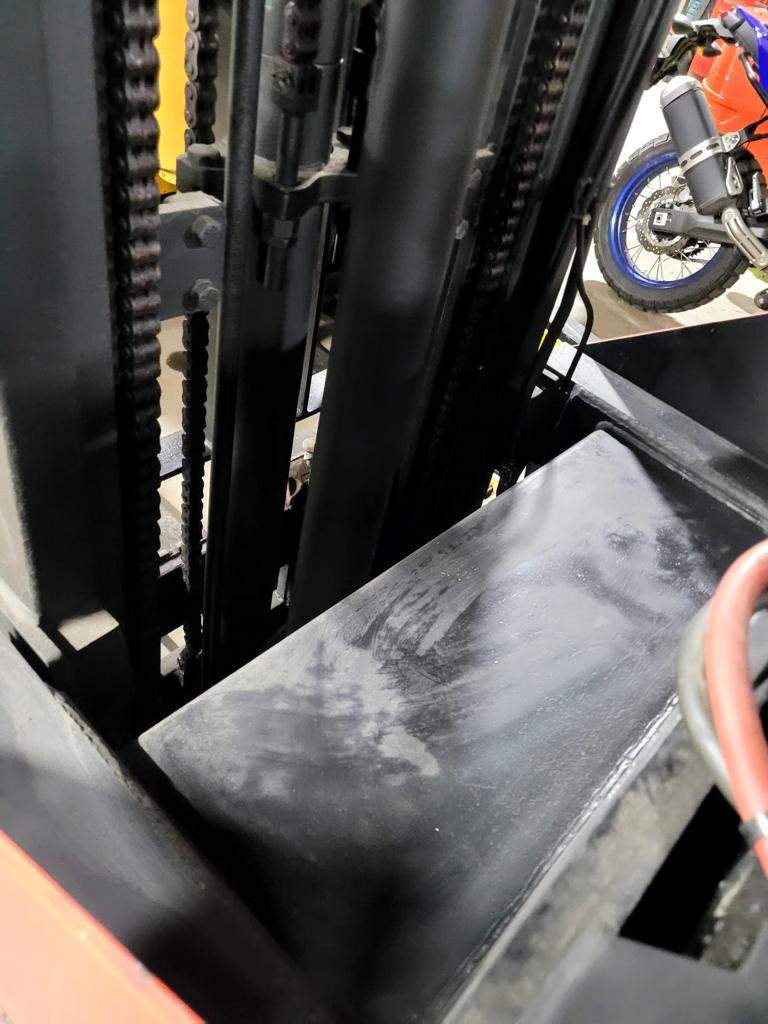 Prime Mover RC30 Electric Forklift