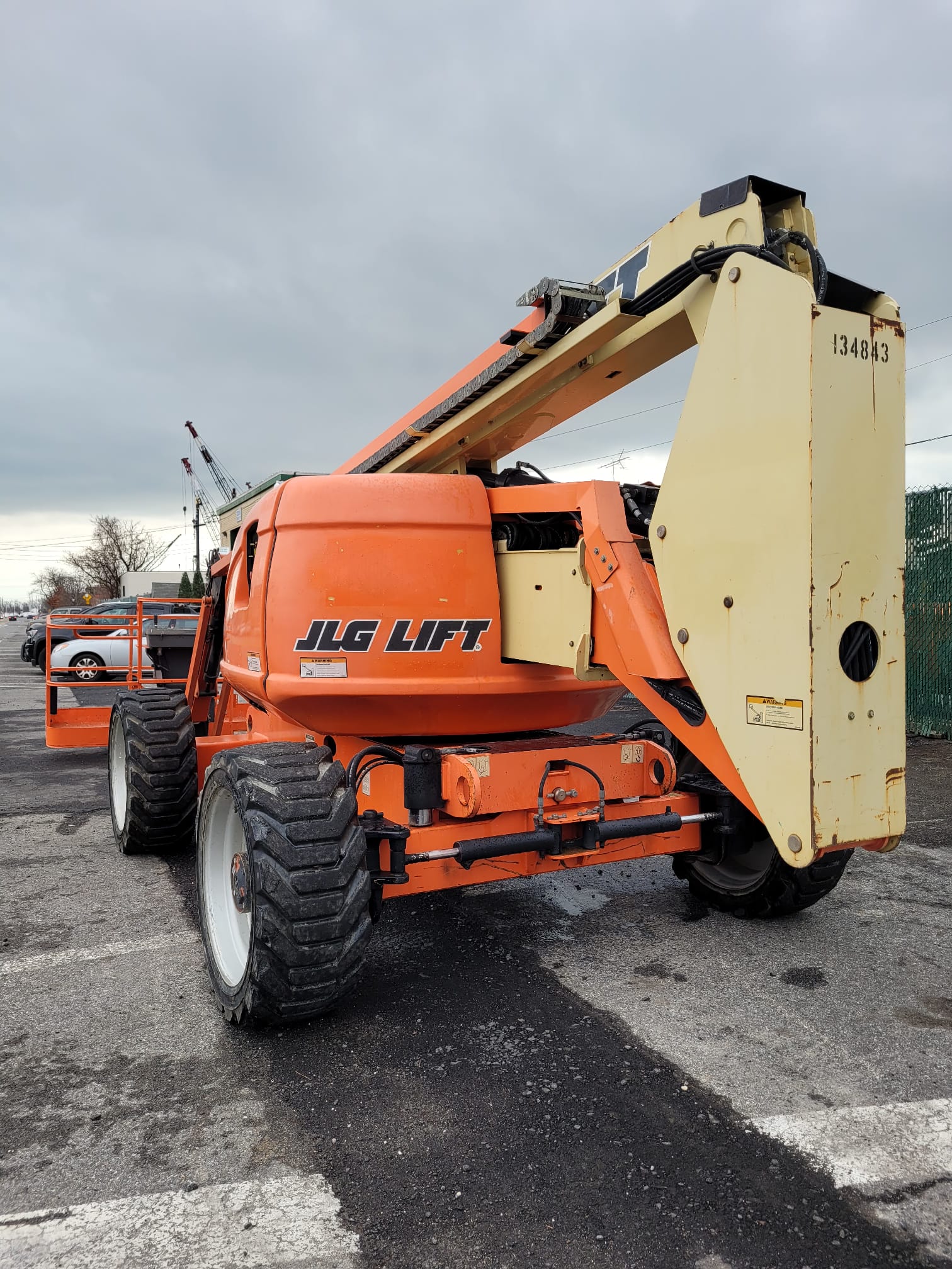 2014 JLG 600AJ Articulating Boom Lift