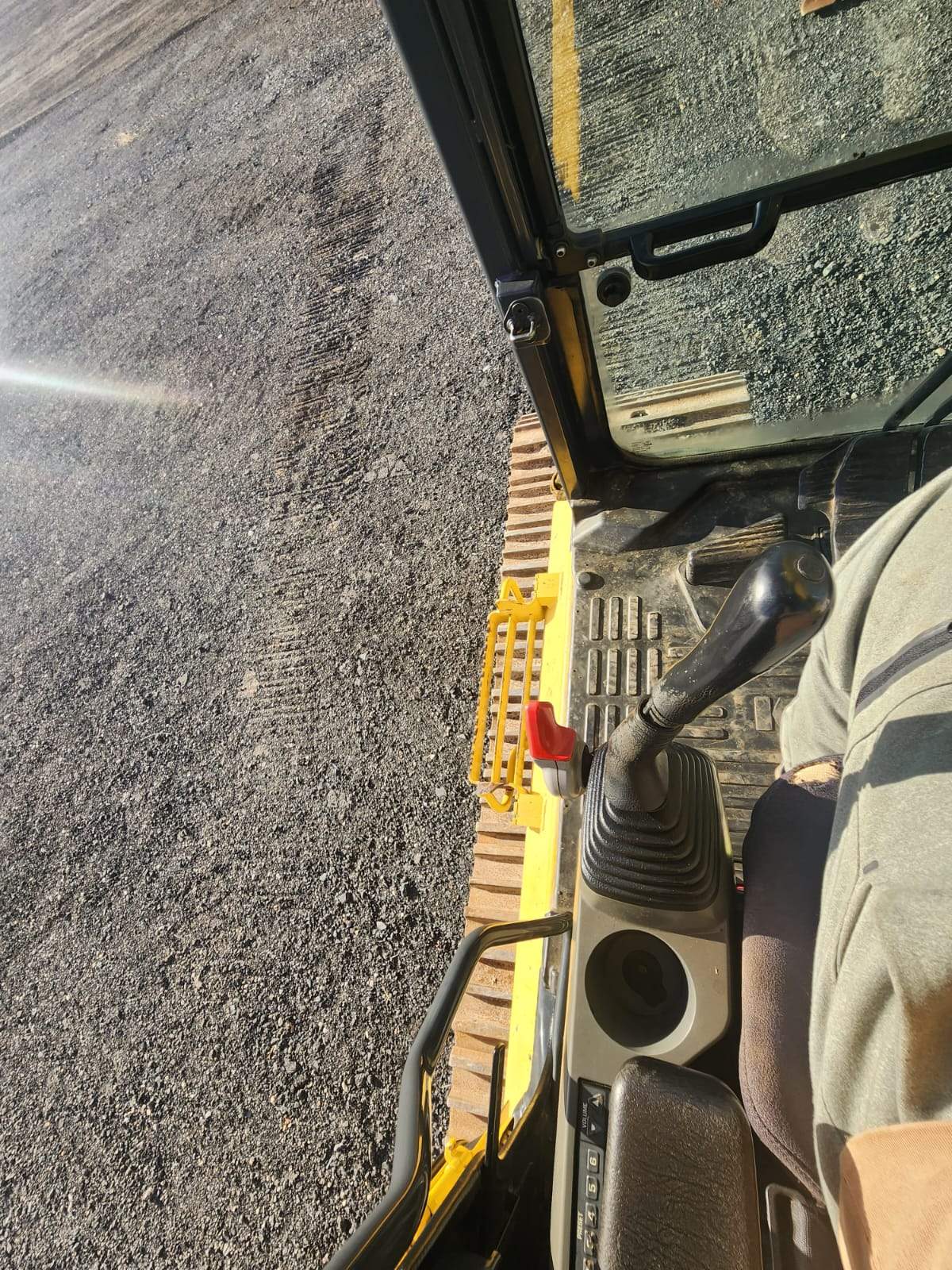 2016 Komatsu PC490LC-11 Excavator