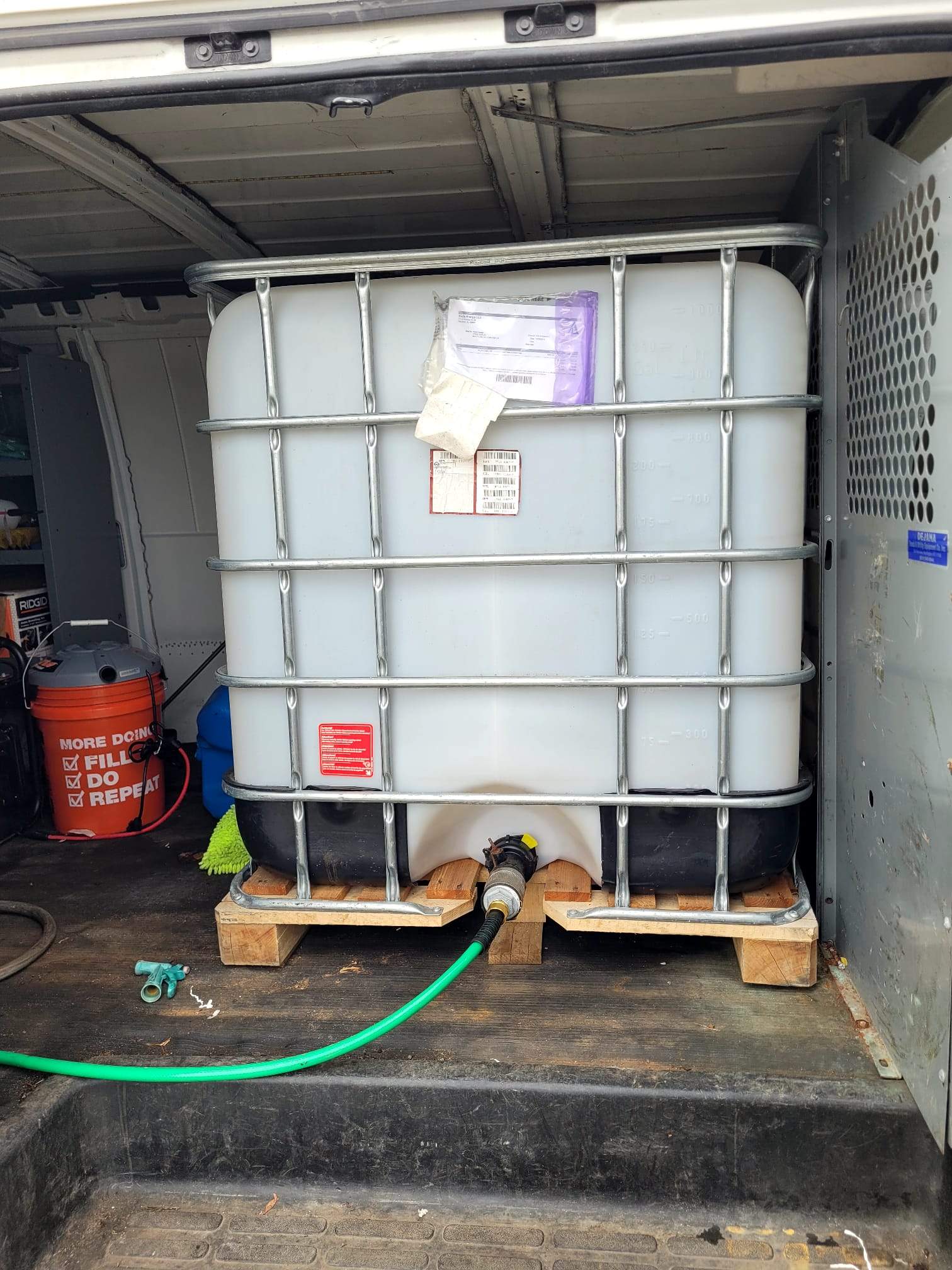 2004 Chevrolet Express 3600 Cargo Van /Mobile Wash