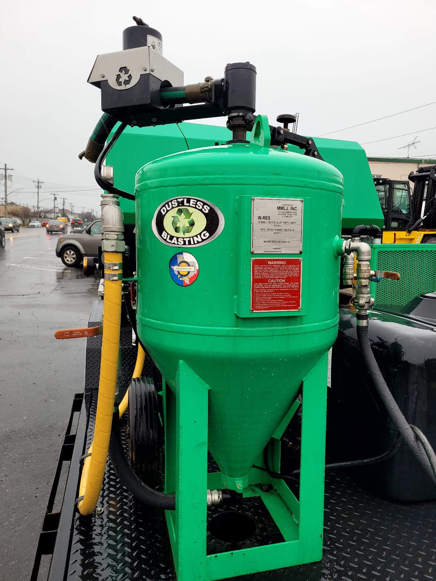 2018 Dustless Blasting DB800M Unit with Air Compressor and Trailer