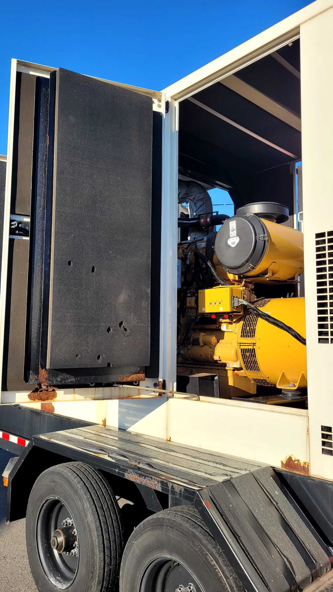 2008 Caterpillar XQ400 Towable Generator