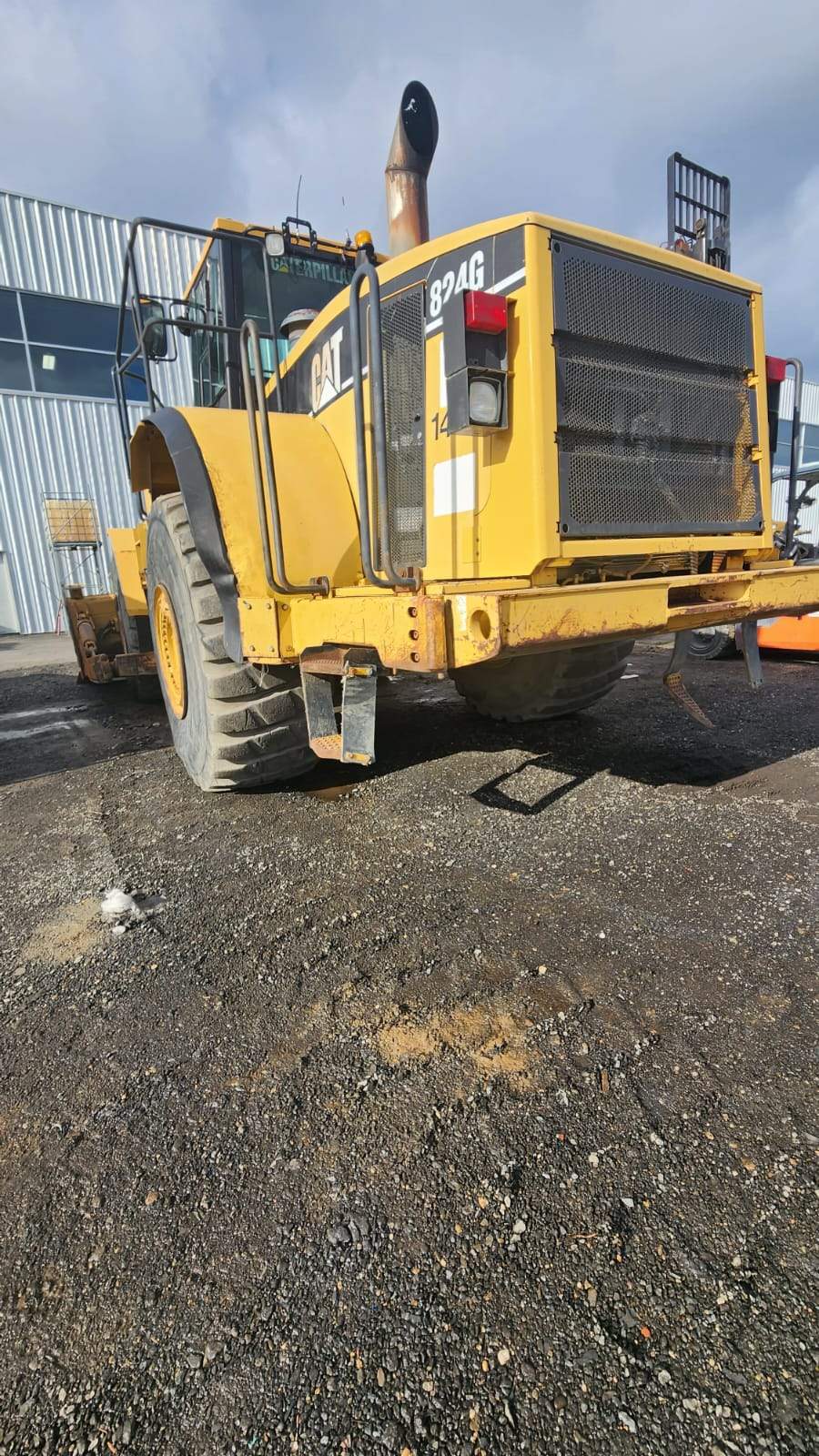 2001 Caterpillar 824G Wheel Dozer