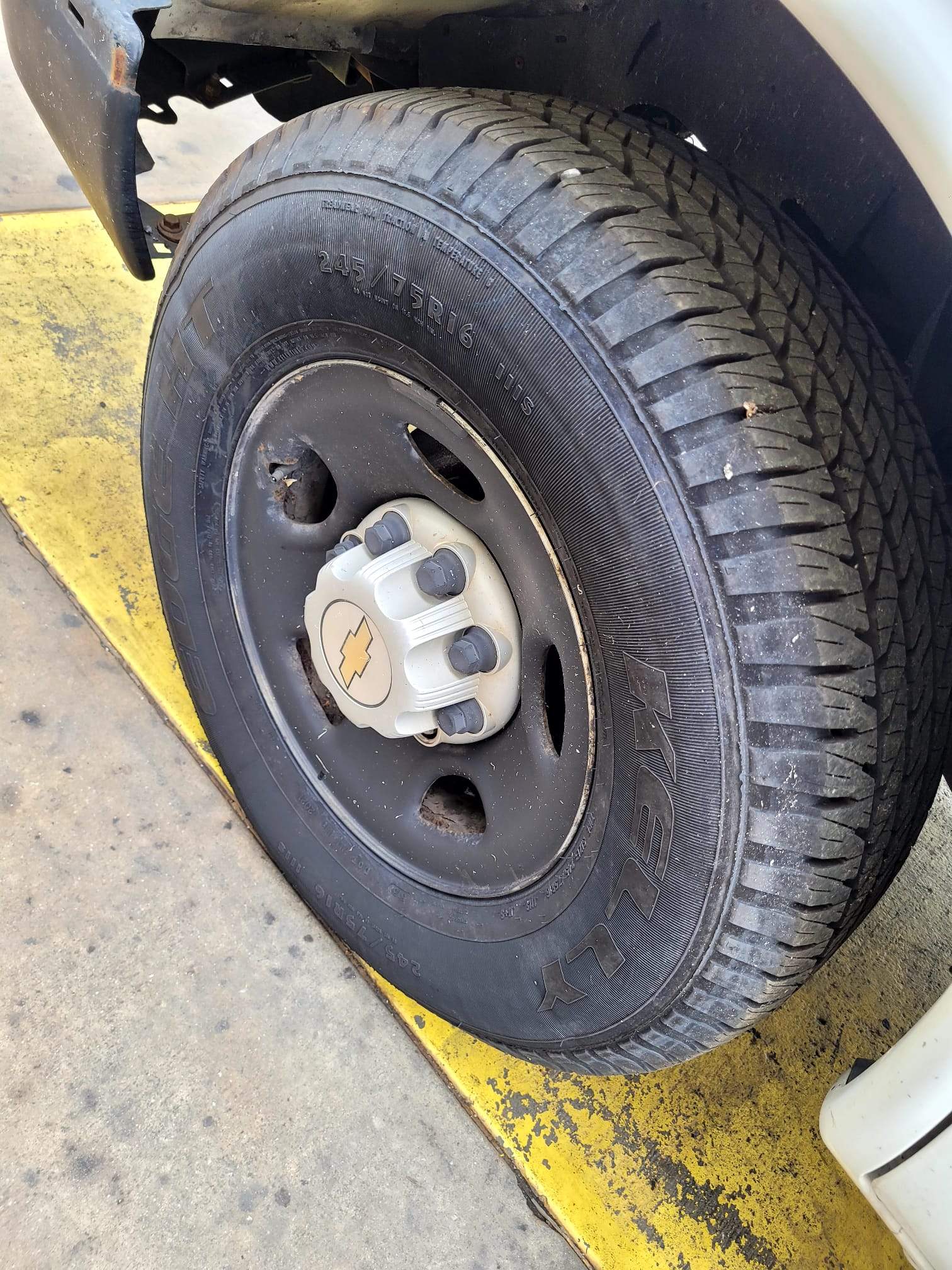 2004 Chevrolet Express 3600 Cargo Van /Mobile Wash