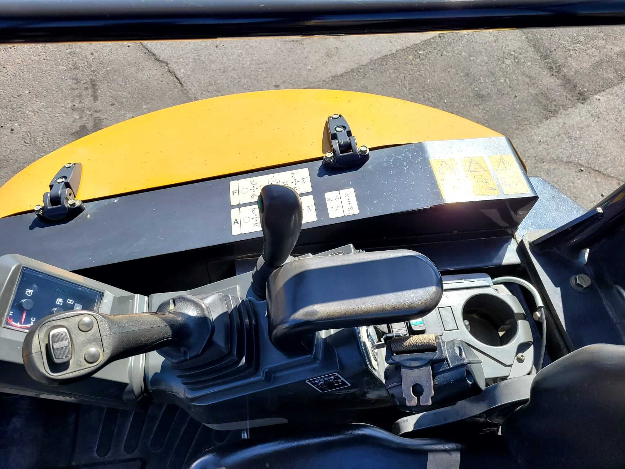 2018 IHI 25V-4 Mini Excavator