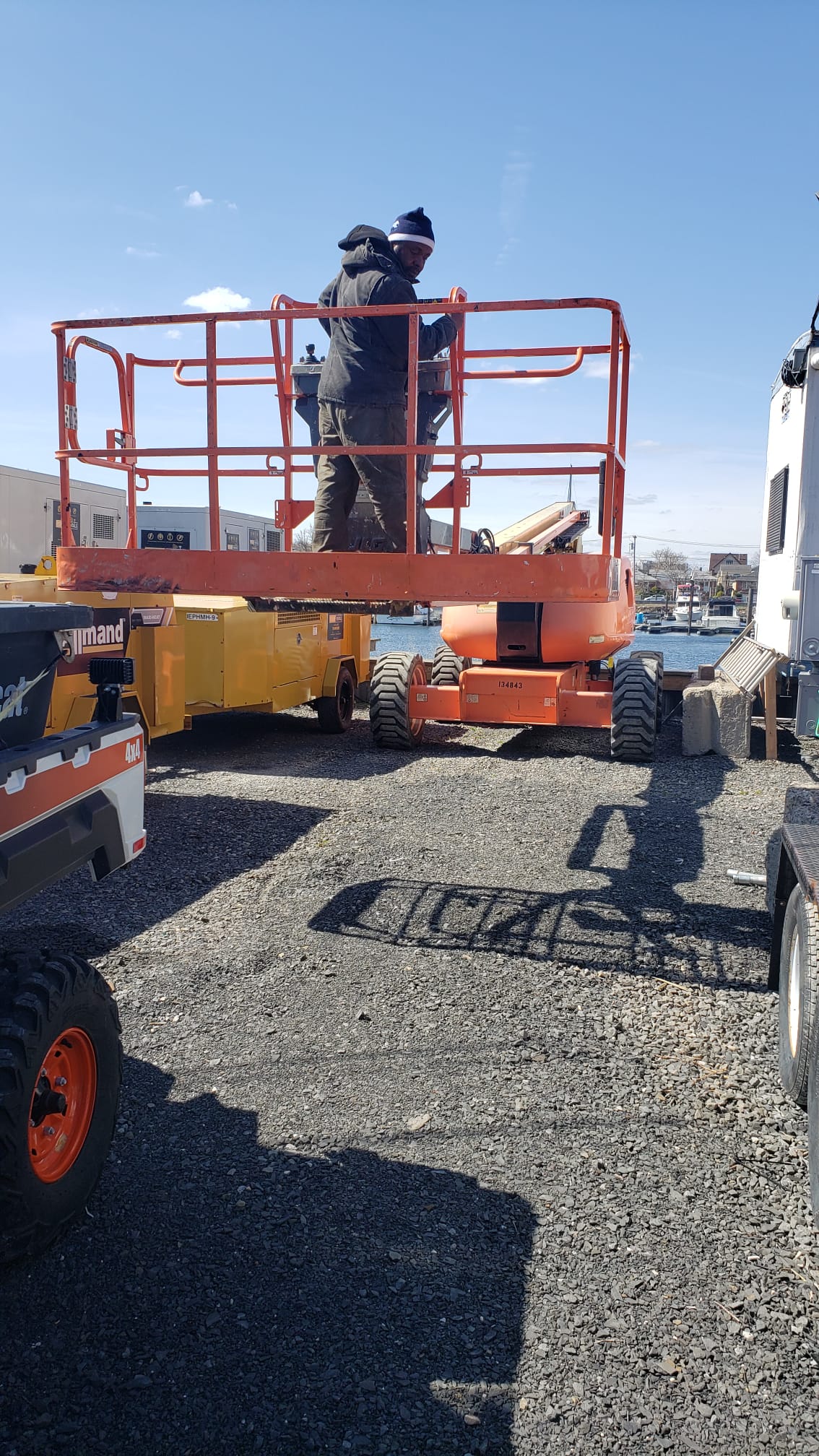 2014 JLG 600AJ Articulating Boom Lift
