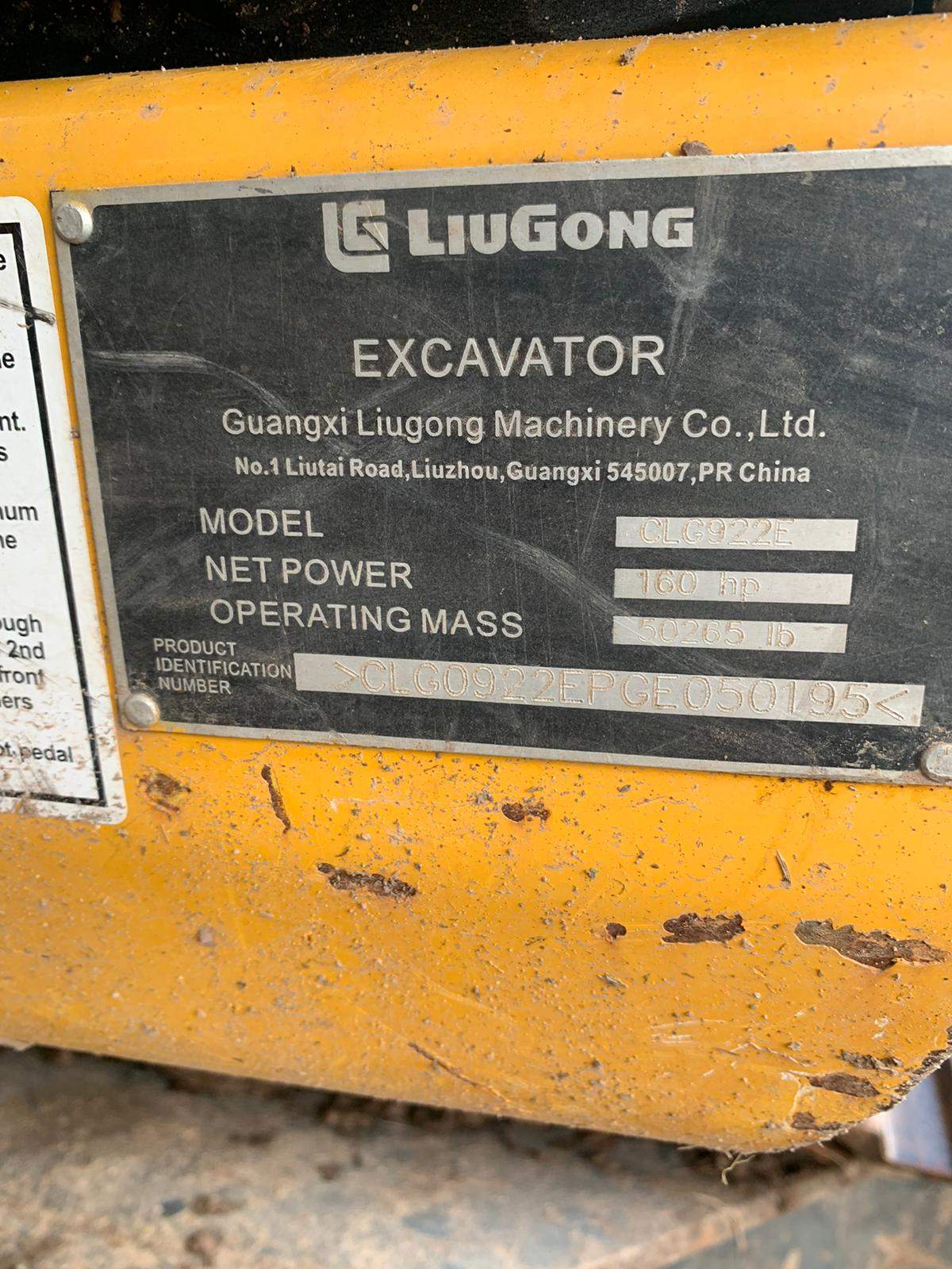 2017 LiuGong 922E Excavator