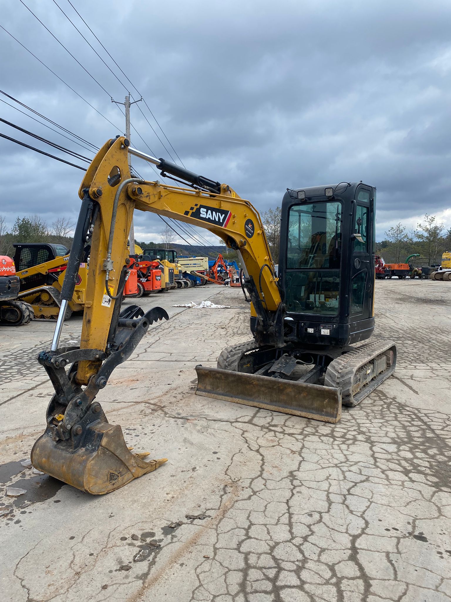 2023 Sany SY35U Mini Excavator-Hours:747