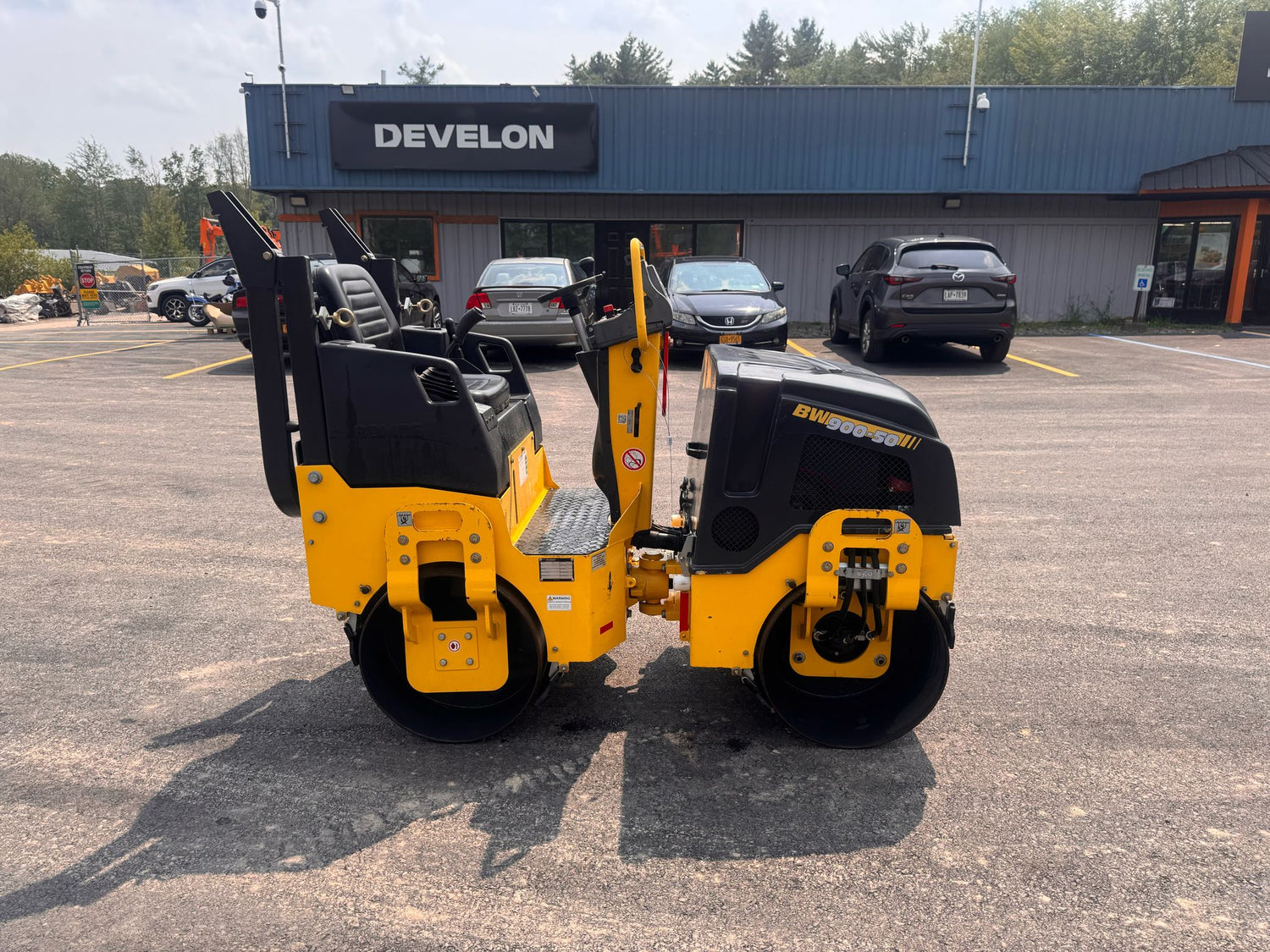 2023 Bomag BW900-50 Articulated Light Tandem Roller