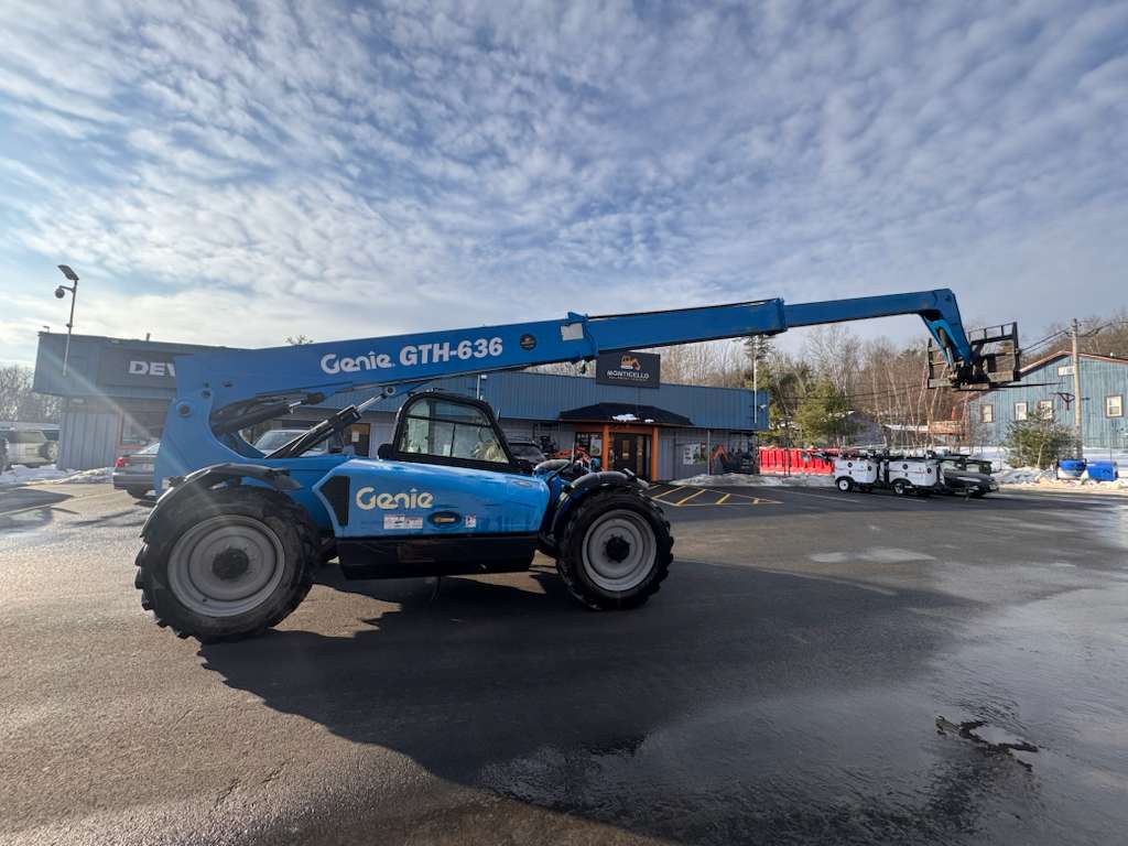 2016 Genie GTH-636 Telehandler