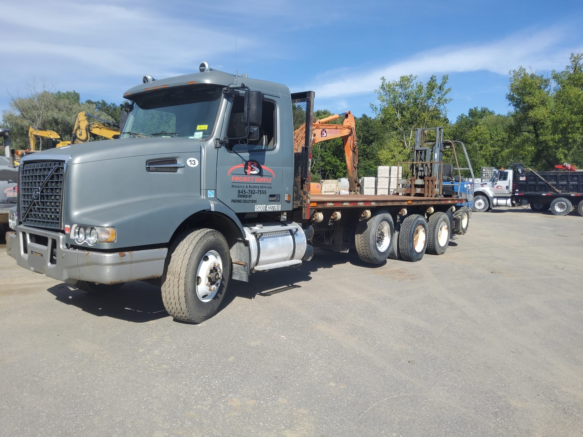 2004 Volvo VHD Flatbed with Princeton PB50 Truck Mounted Forklift