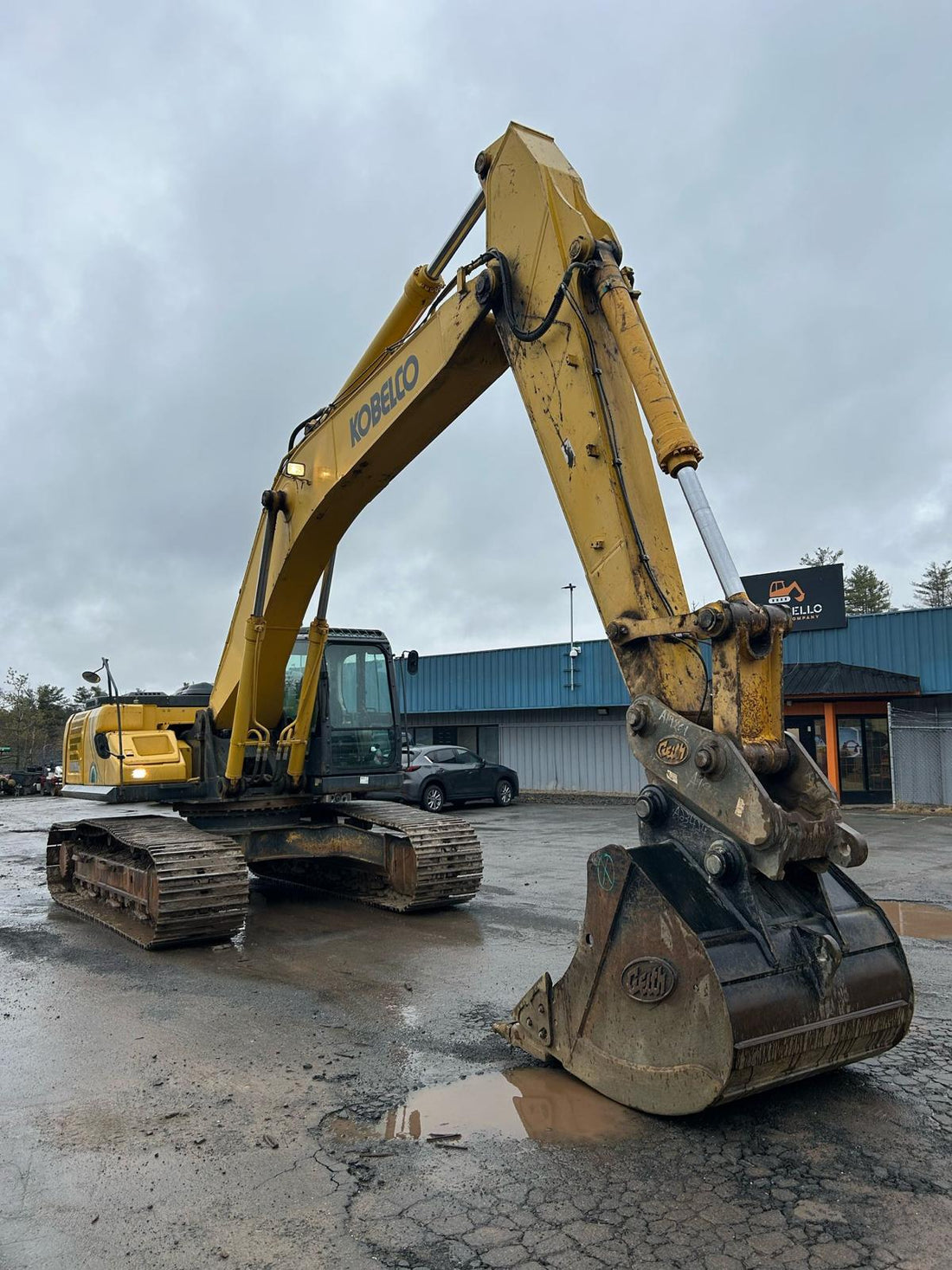 2021 Kobelco SK350LC-10 Excavator