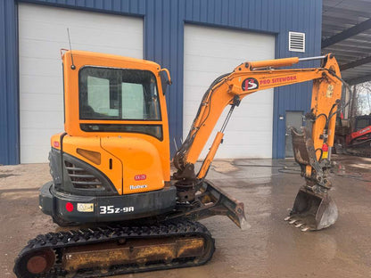 2017 Hyundai Roblex 35Z-9A Mini Excavator