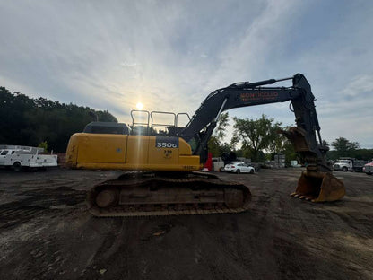2019 John Deere 350G Excavator