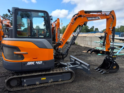 2026 Develon DX42-7-US40 Mini Excavator