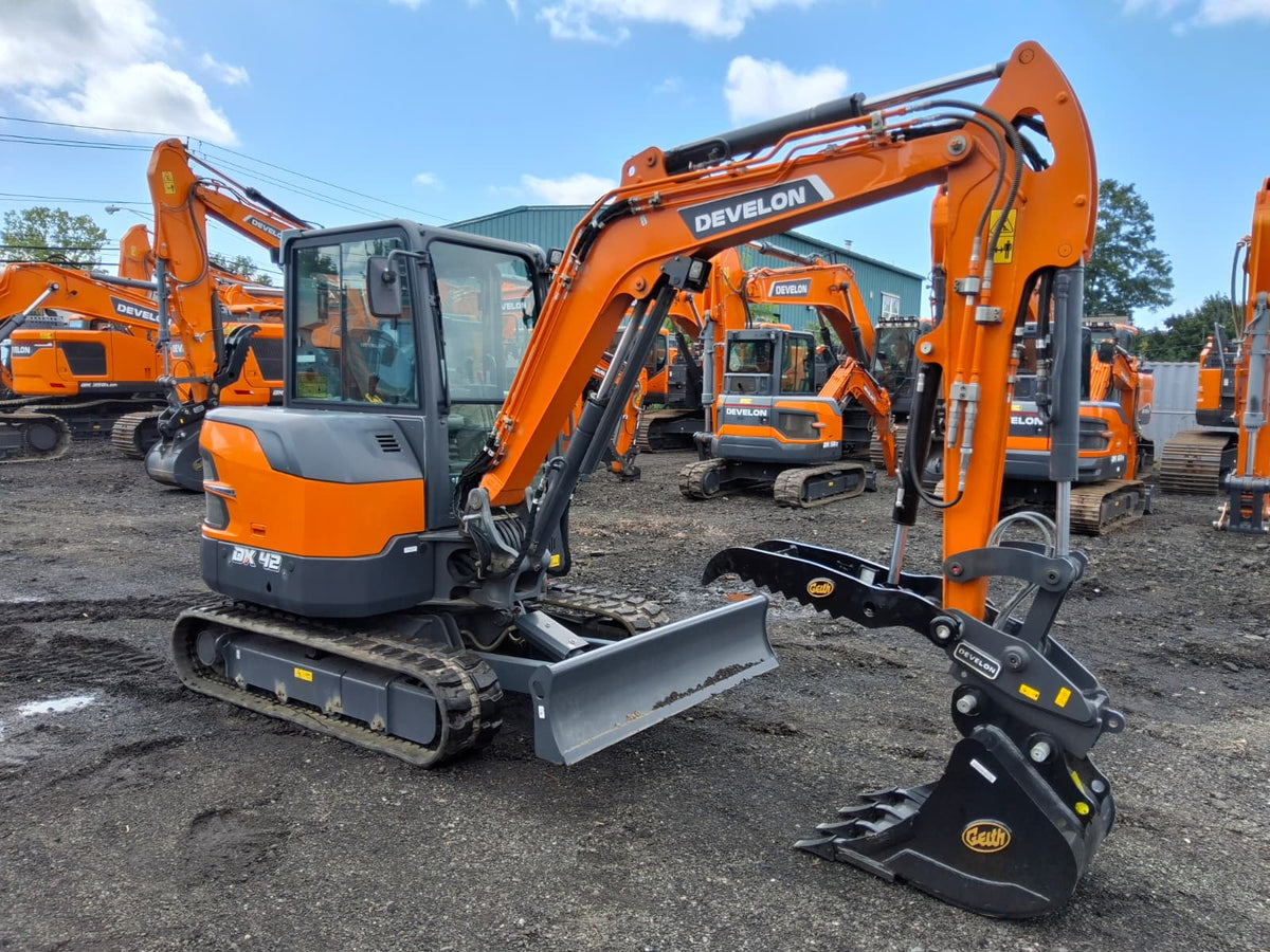 2026 Develon DX42-7-US40 Mini Excavator