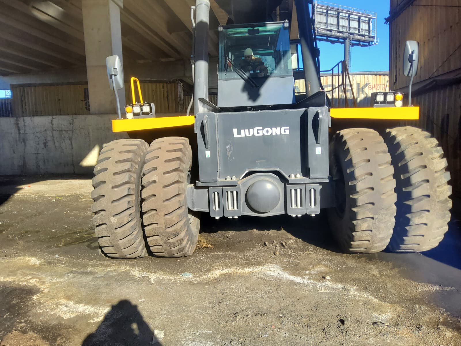 2024 LiuGong CLG2450 Reach Stacker