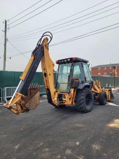 1987 Case 580K 4 x 4 Loader Backhoe w/Extendahoe