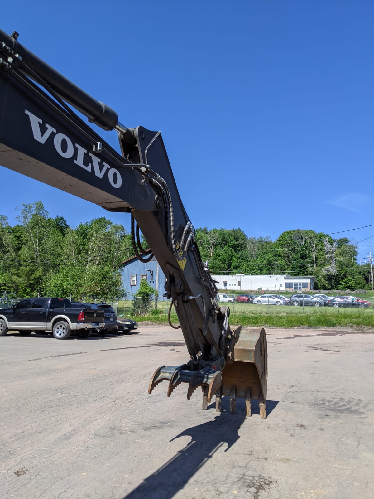 2022 Volvo EC140EL Excavator