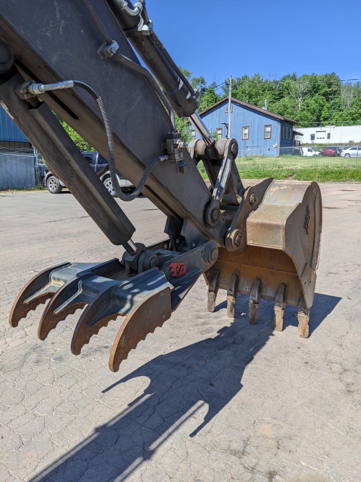 2022 Volvo EC140EL Excavator