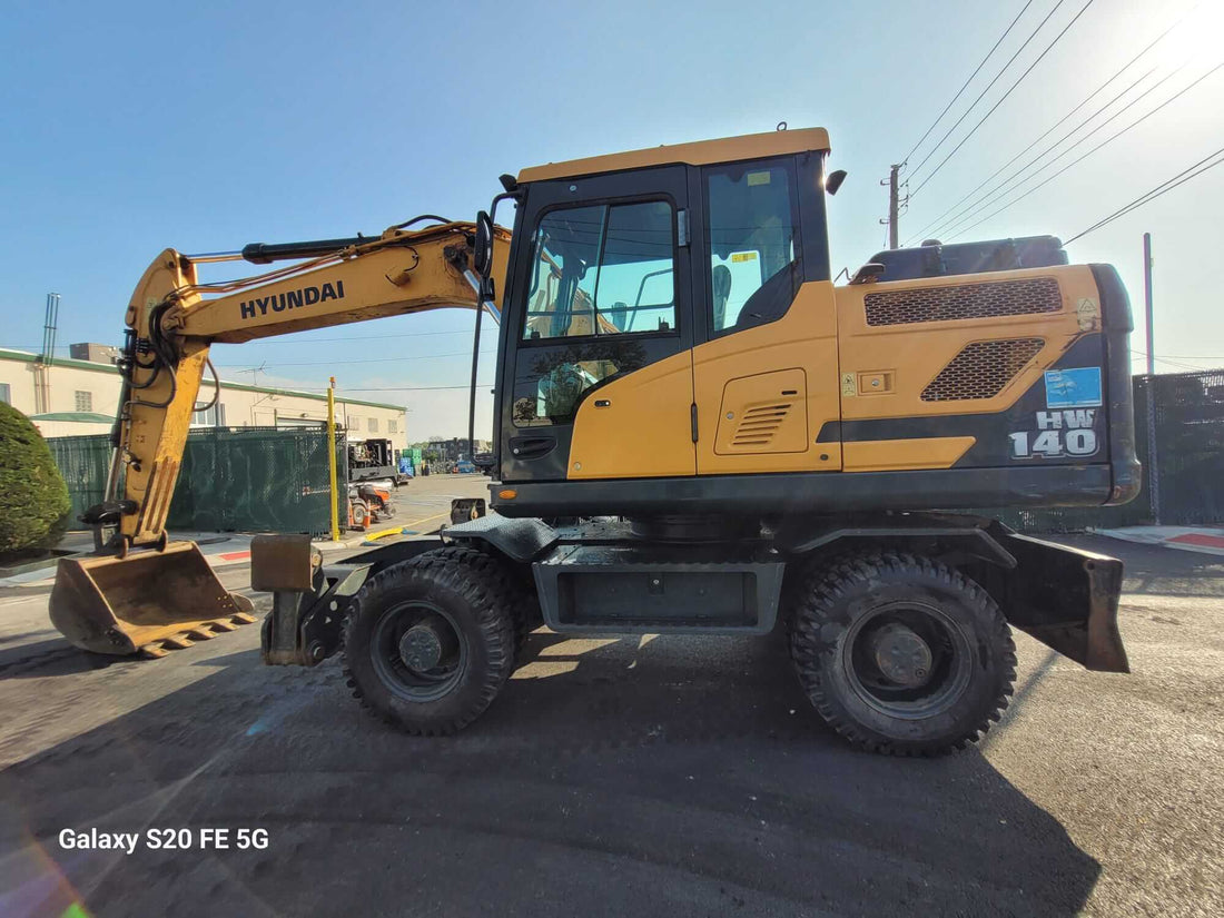 2017 Hyundai HW140 Wheeled Excavator-Hours: 4,970