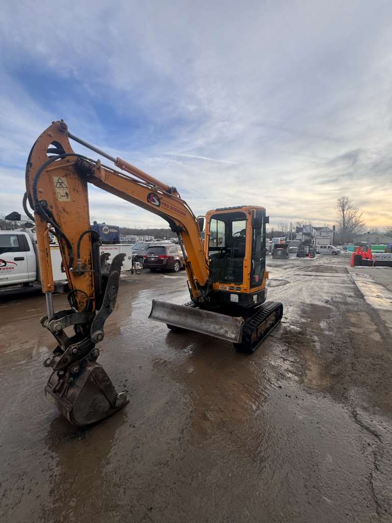 2017 Hyundai Roblex 35Z-9A Mini Excavator