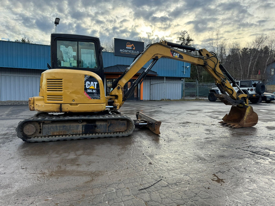 2016 CAT 305.5E2 Mini Excavator