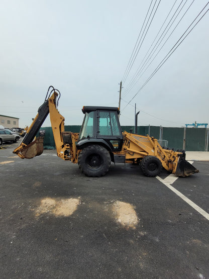 1987 Case 580K 4 x 4 Loader Backhoe w/Extendahoe