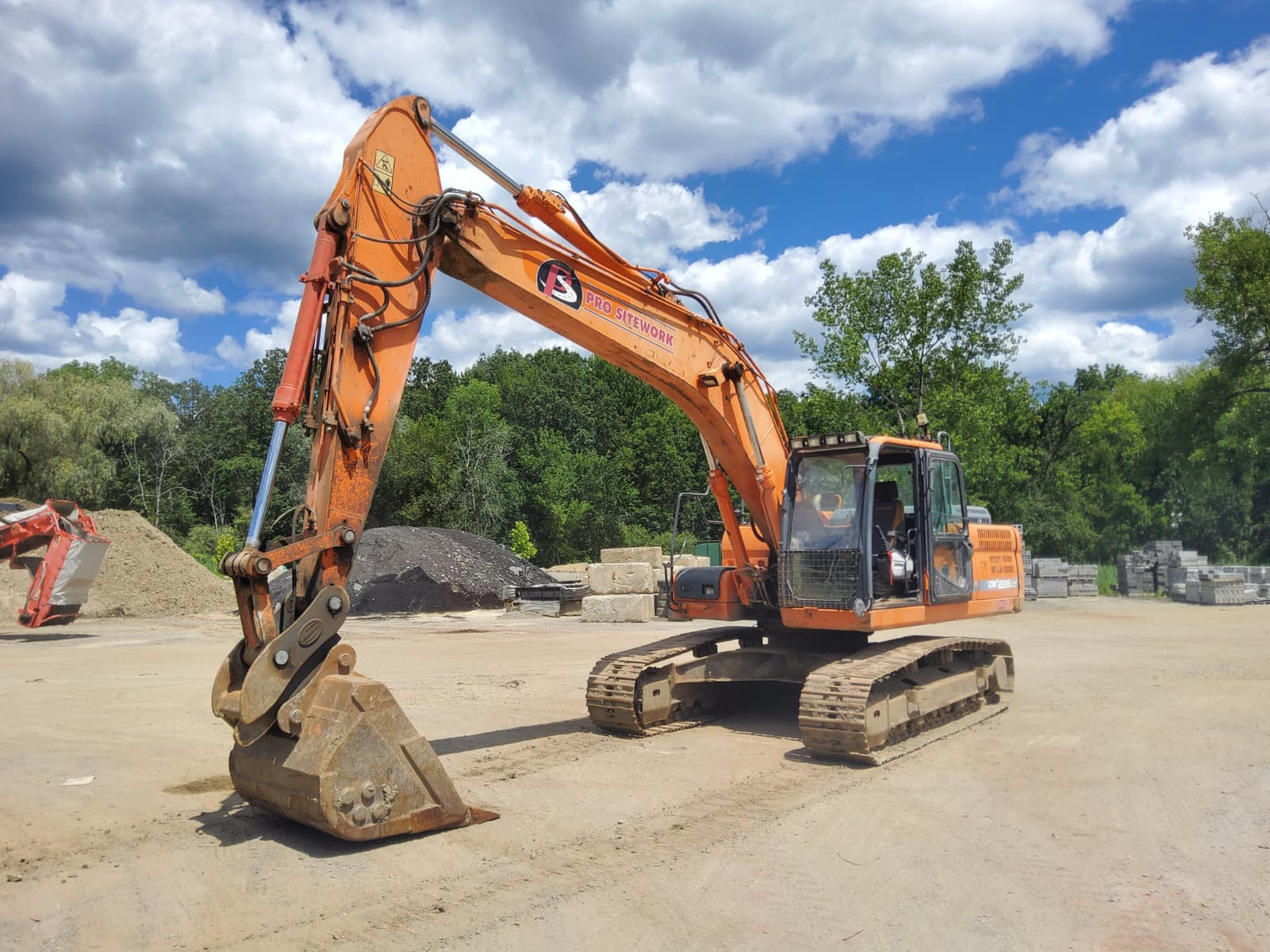 2014 Doosan DX225LC-3 Excavator